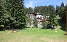 Hotel Touring